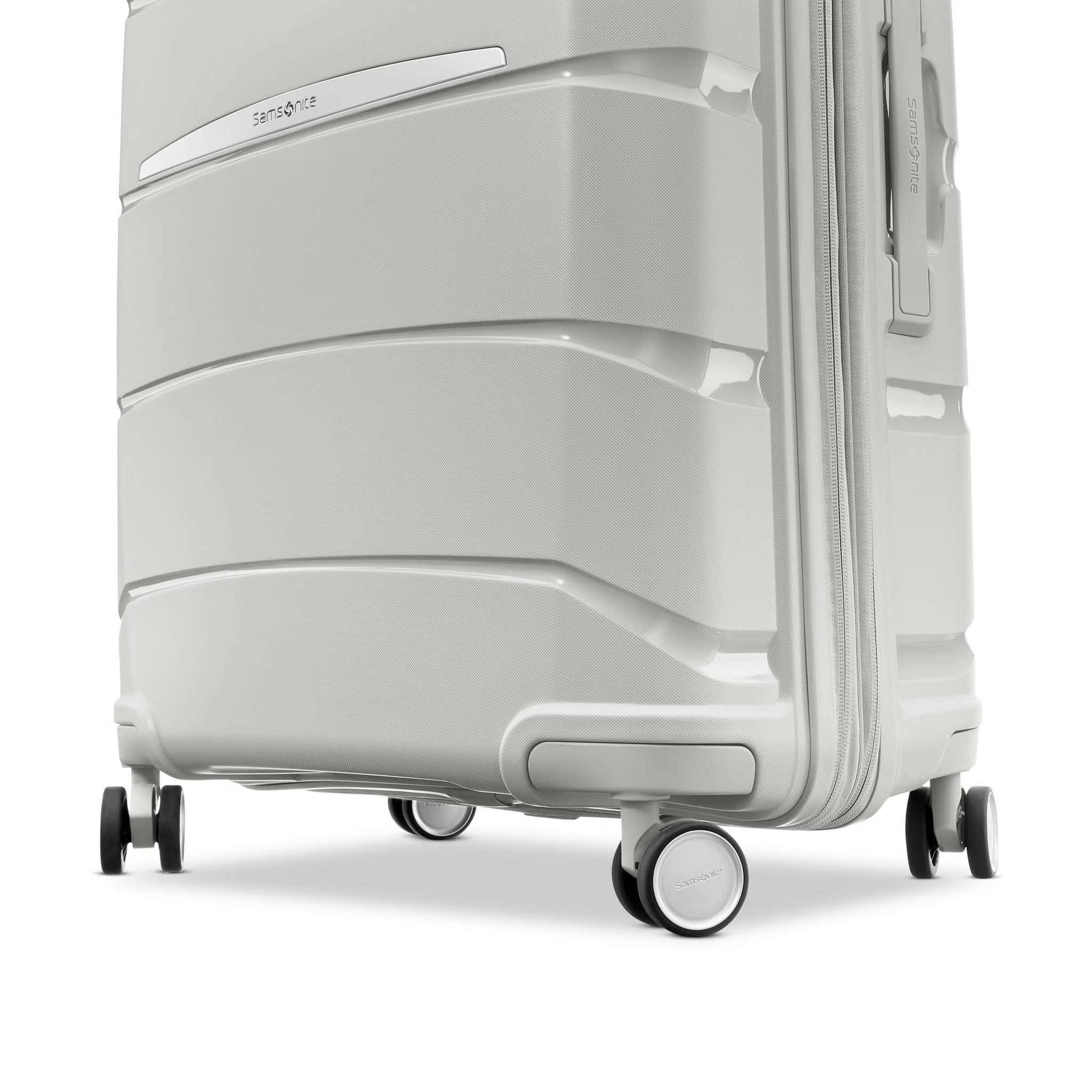 Samsonite Outline Pro Spinner Carry-On Hardside Luggage