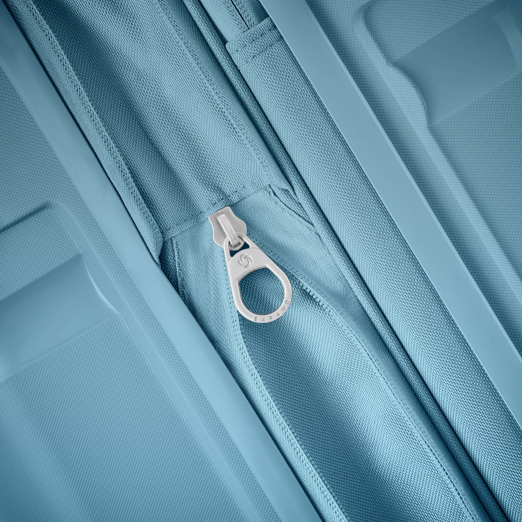 Samsonite Outline Pro Spinner Carry-On Hardside Luggage