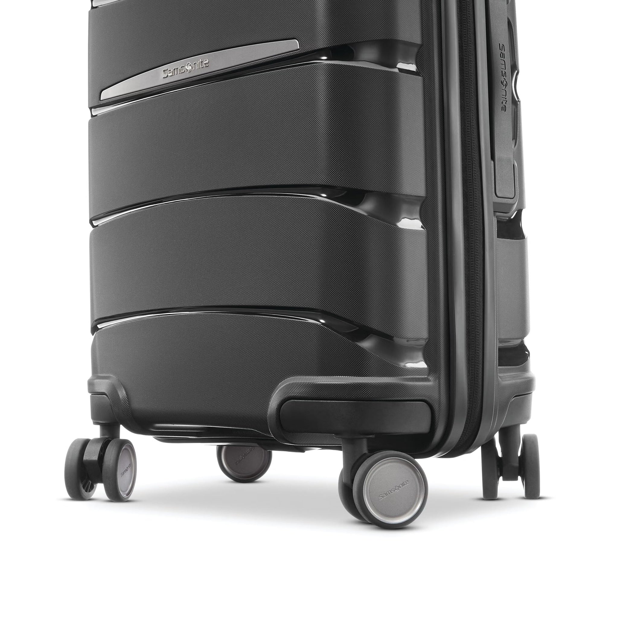 Samsonite Outline Pro Spinner Carry-On Hardside Luggage