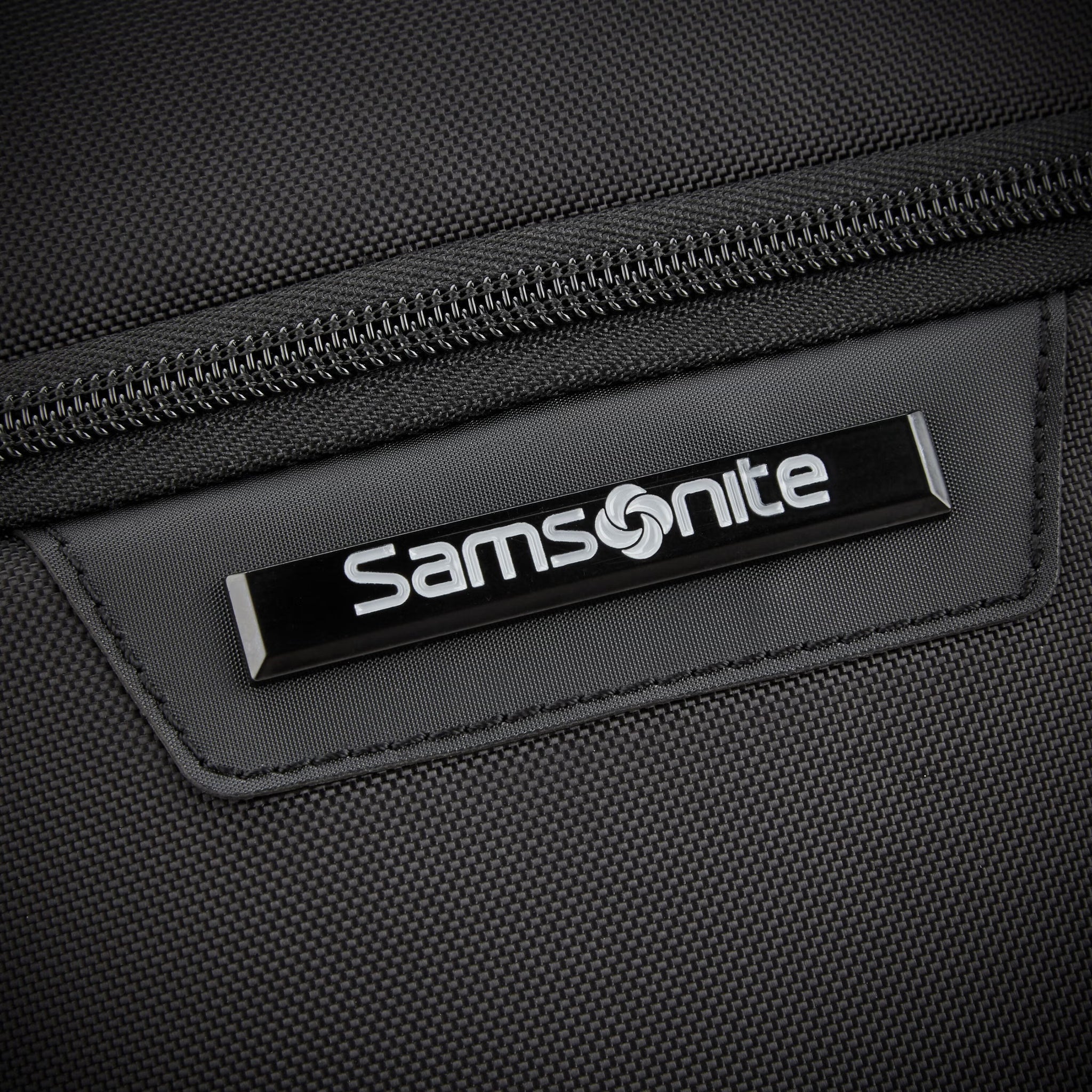 Bureau mobile à roulettes Samsonite avec RFID 15,6" - Noir