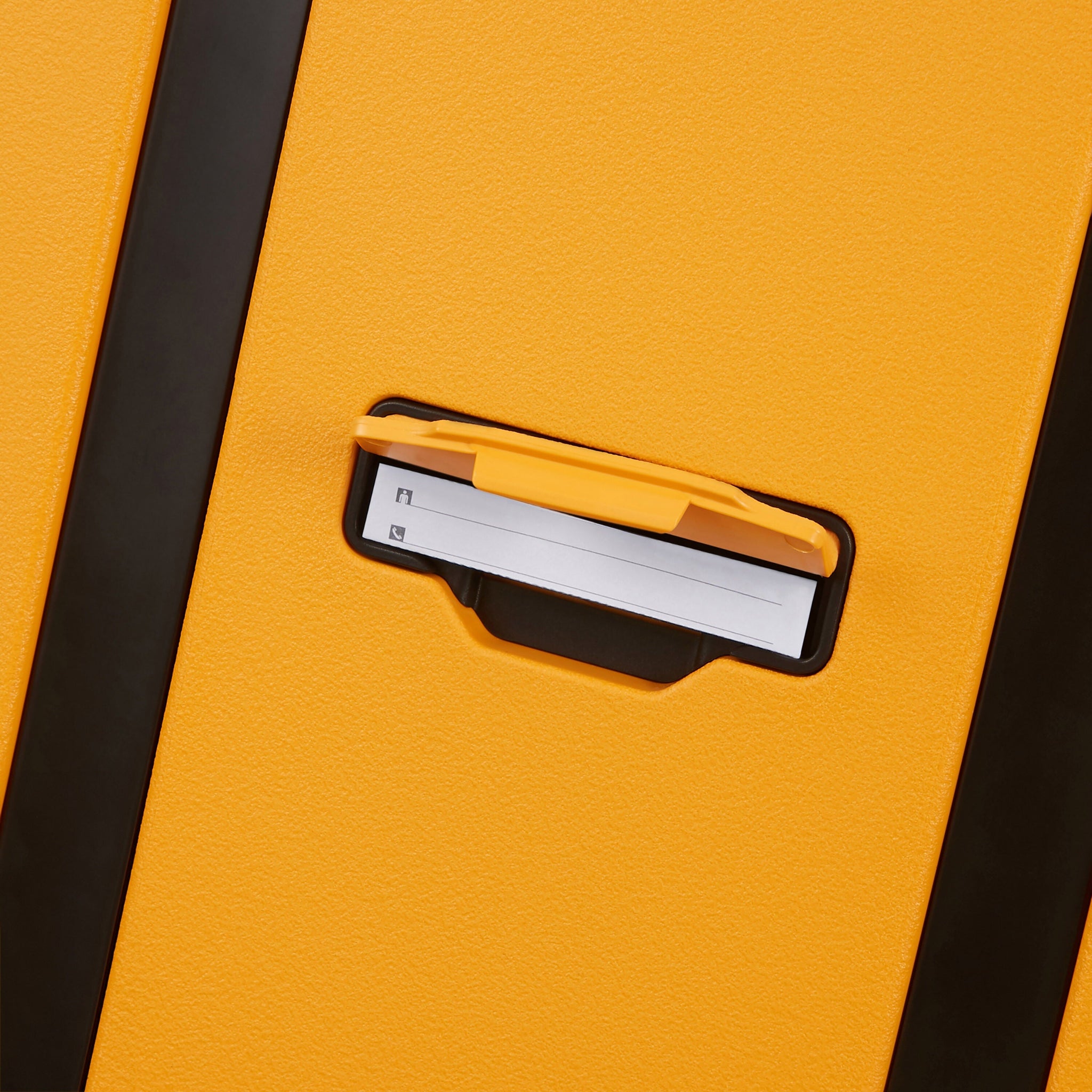 Samsonite Essens Spinner Carry-On Hardside Luggage