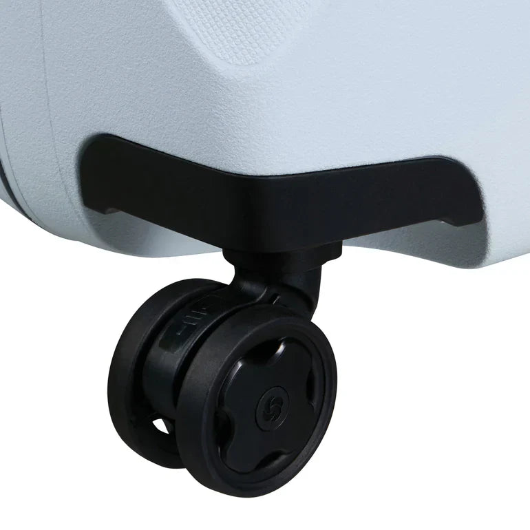 Samsonite Essens Spinner Carry-On Hardside Luggage