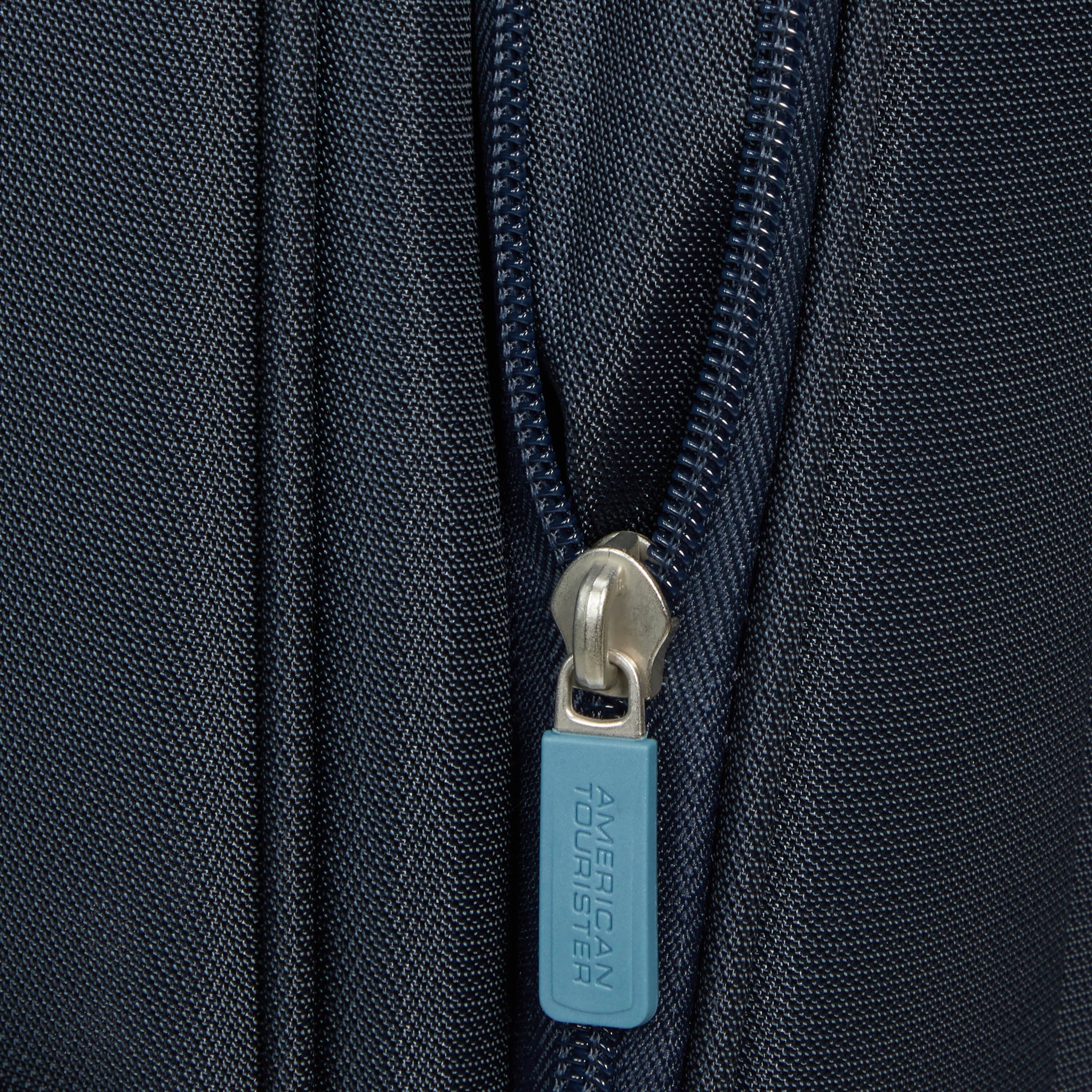 American Tourister Summerride Spinner Carry-On Expandable Softside Bagages