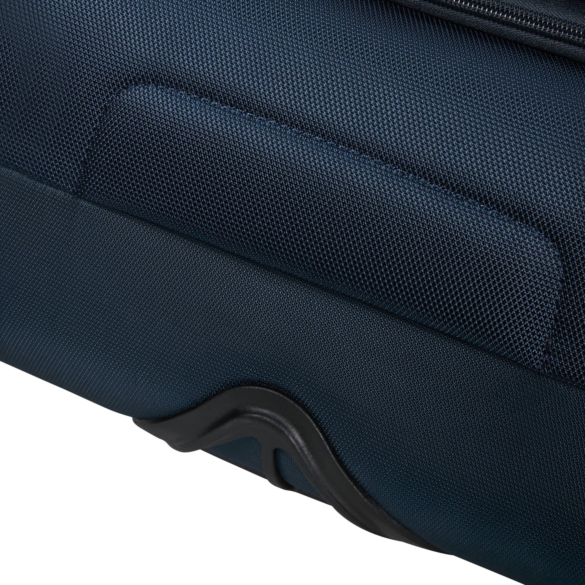 Samsonite Urbify Spinner Medium Expandable Softside Luggage