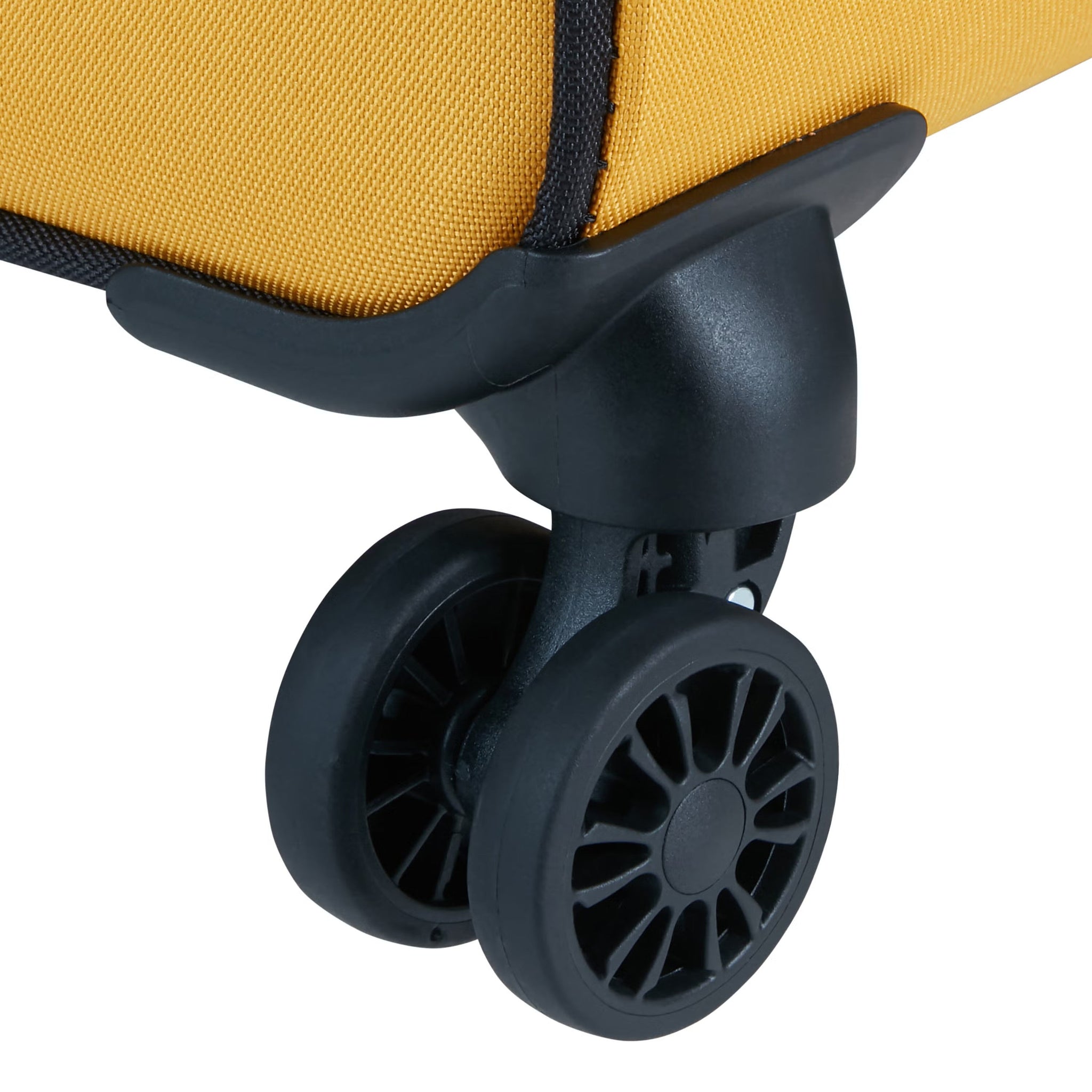 American Tourister Daring Dash 3-Piece Nested Set Softside Luggage