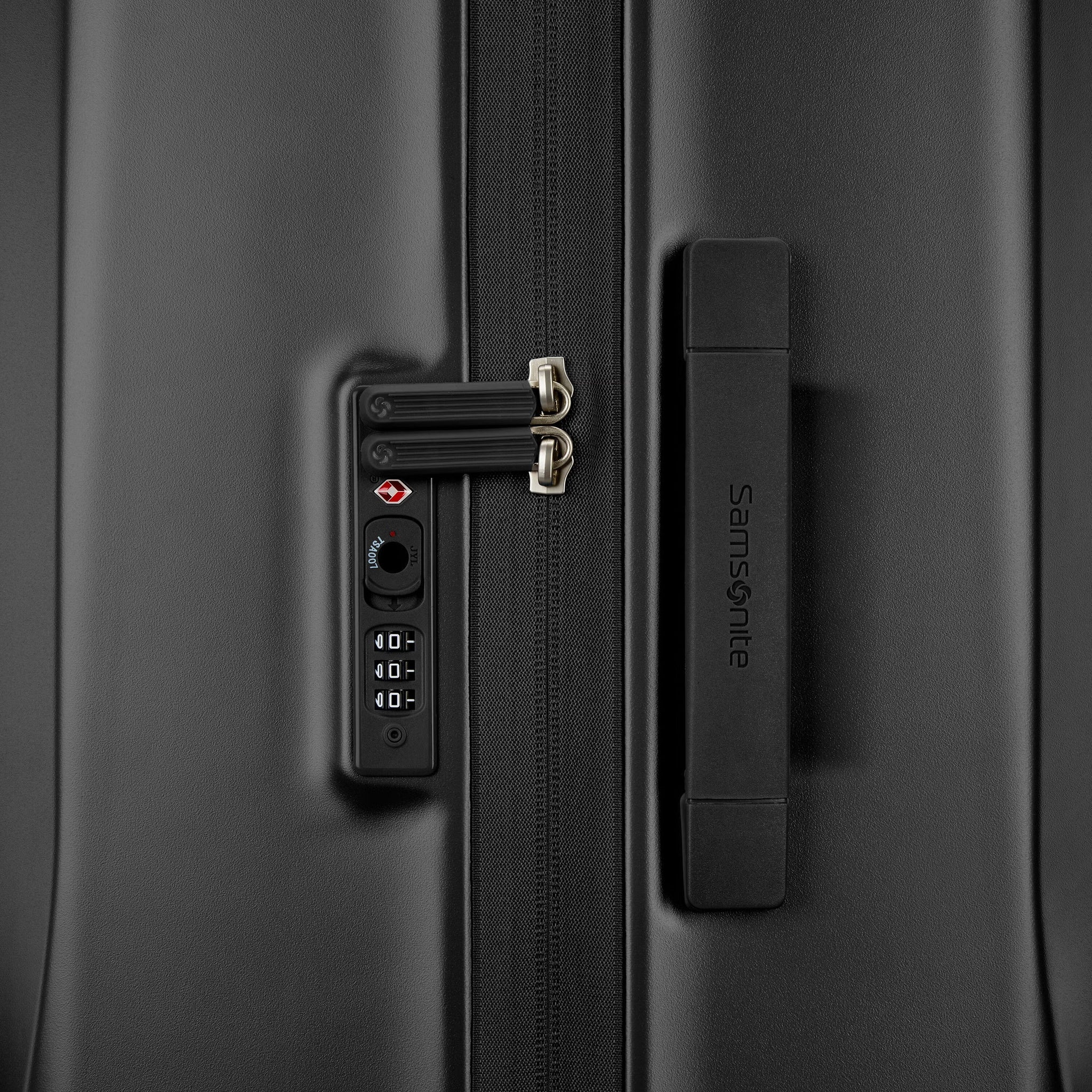 Samsonite Uplift Spinner Large Hardside Luggage