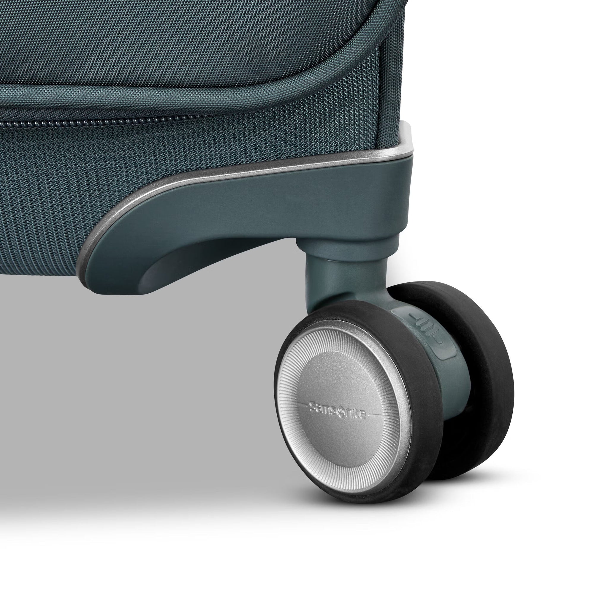 Samsonite Silhouette 18 Spinner Medium Expandable Softside Luggage - Black