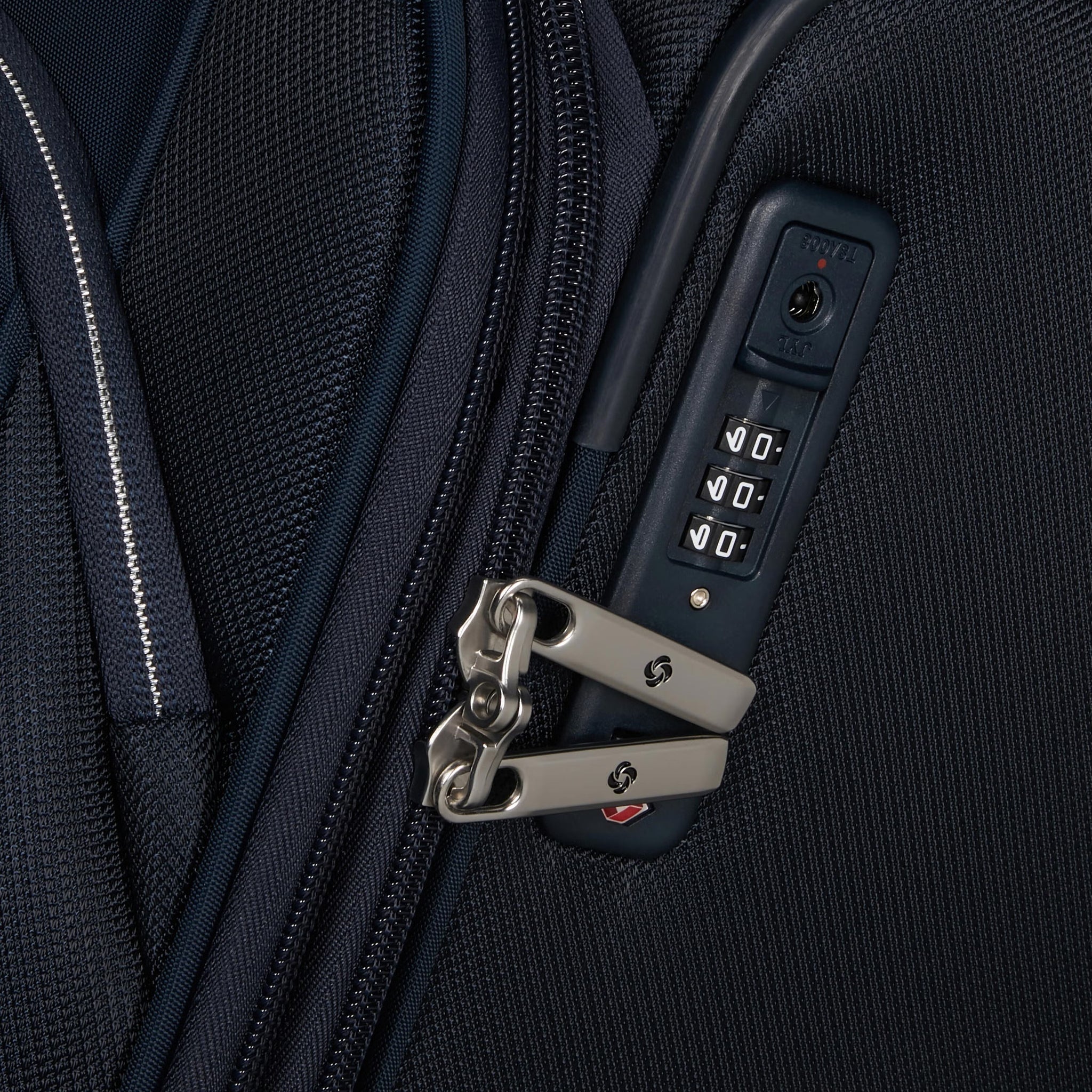 Samsonite Re-Lite Spinner Medium Expandable Softside Luggage